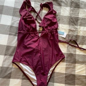 Cupshe One Piece Ruffle Swimsuit